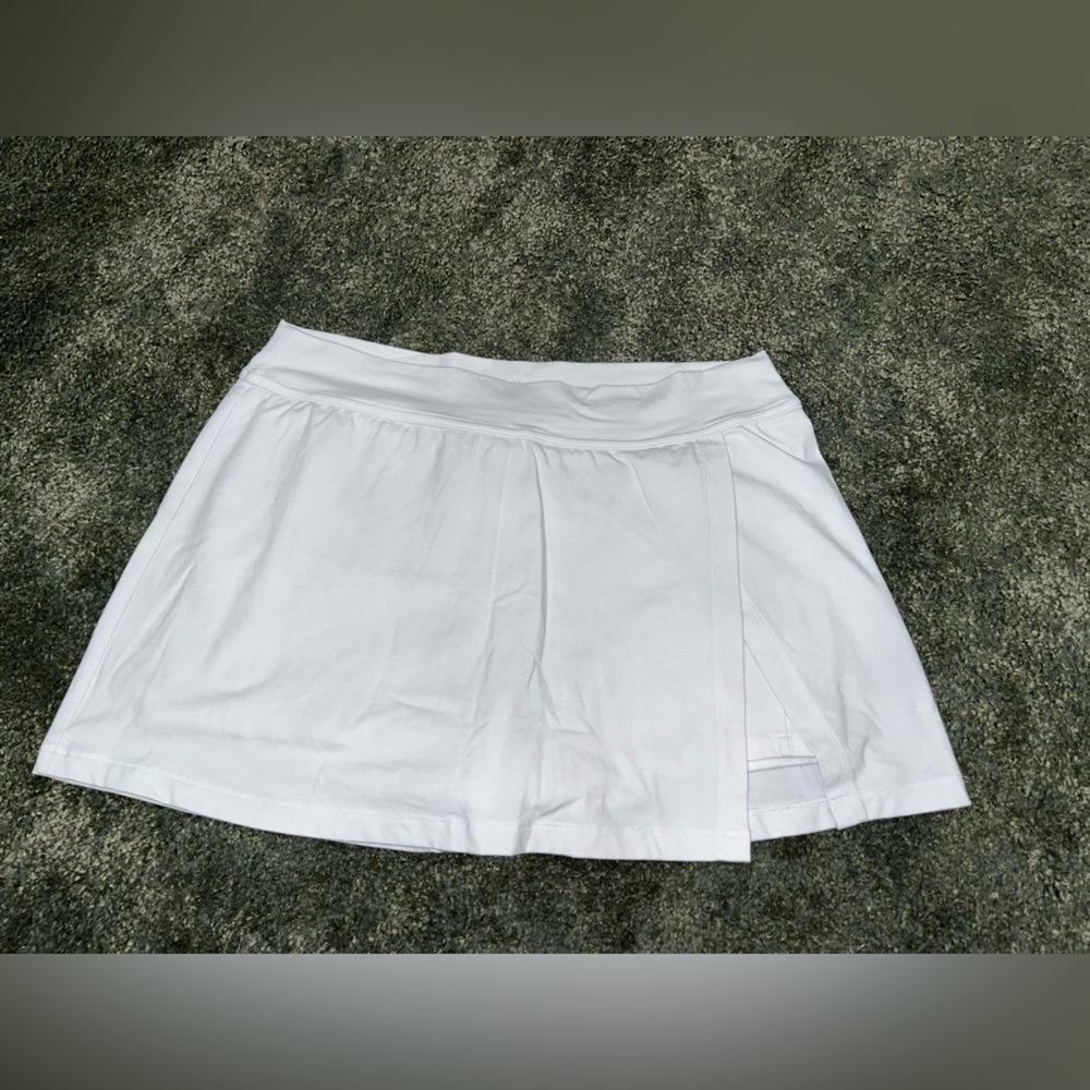 Aerie offline white skort